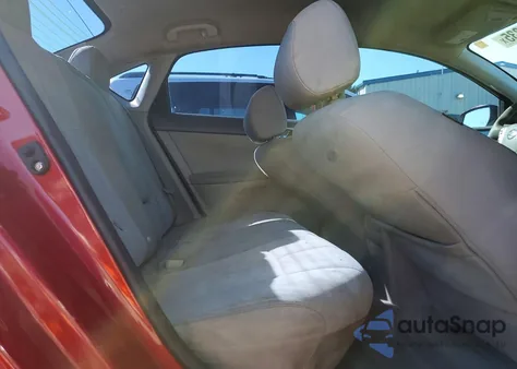 2014 Nissan Sentra S z USA, uszkodzony, nr VIN 3N1AB7AP1EL607072